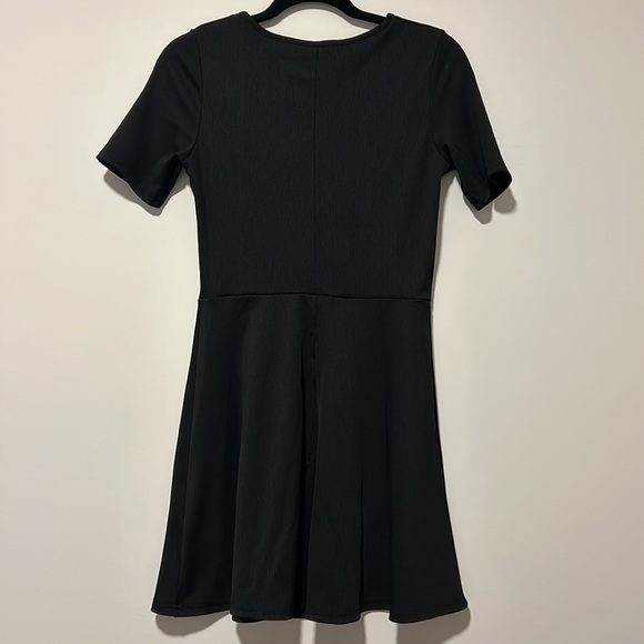 H&M black dress - Picture 4 of 4